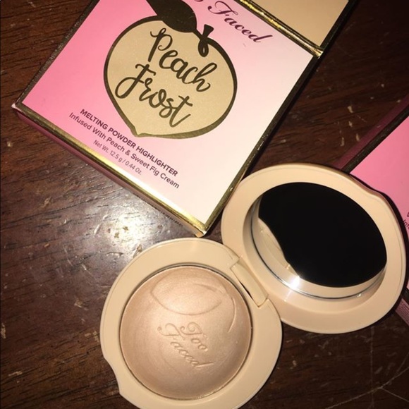 NWT TooFaced Peach Mattes/Highlighting Powder - Picture 2 of 3